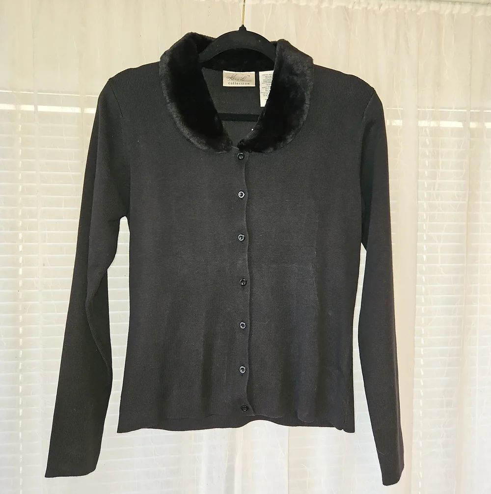 Kathie Lee Collection Black Faux Fur Collar Cardigan